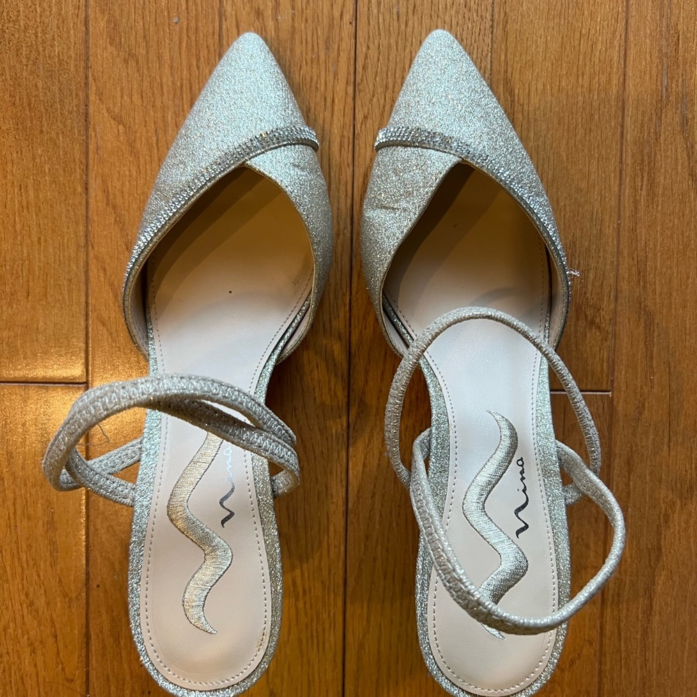 Nina Sparkly Pointy Heels (Gold)
